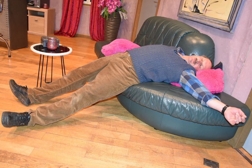 805_338982_080119_reg_theater_awe_EinbrecherWilliBolliger